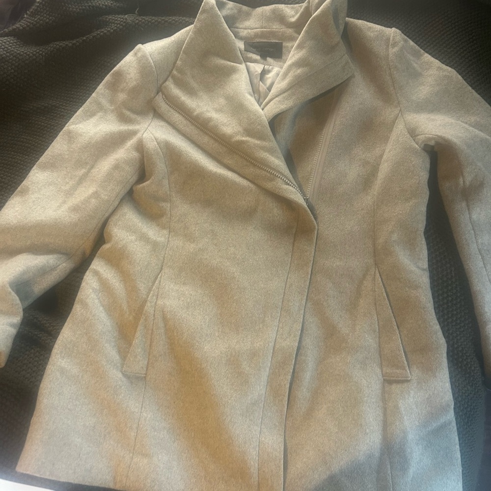 Harve Bernard Women’s Light Gray Wool-Blend Coat - Modern Asymmetrical Collar